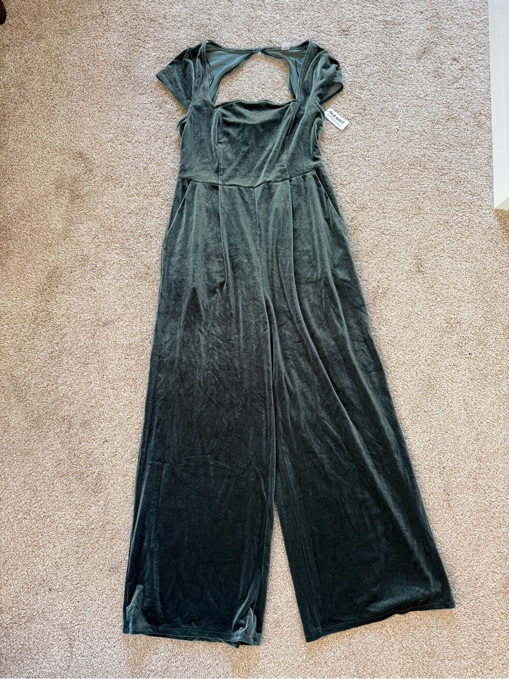 BNWT Old Navy Size Medium Velvet Cutout Wide-Leg Jumpsuit — Forest Green
